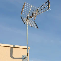 Blyss Antenne extérieure moyenne binappe - UHF