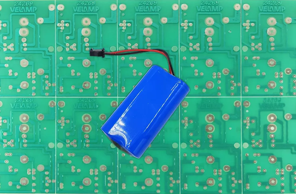 Velamp Batterie au lithium 3.7V 4.4Ah