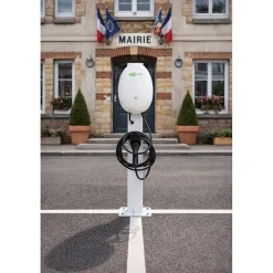 Galix Borne Recharge Voiture Électrique-Borne de recharge véhicule électrique 7kW intelligente, compacte et sécurisée, fixation murale ou sur un poteau livré en option