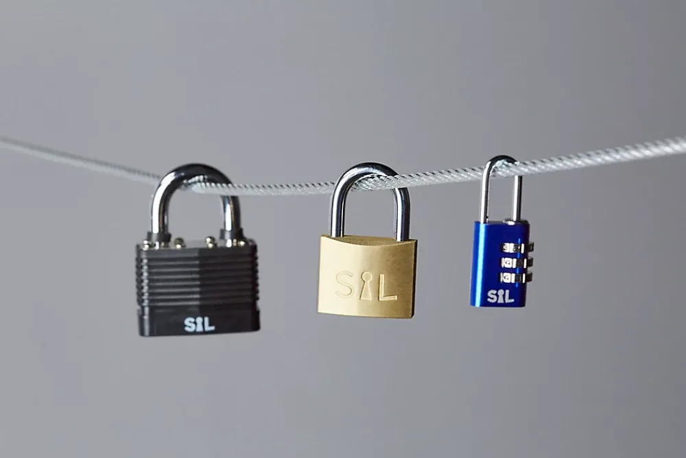 Smith & Locke Cadenas, Antivol-Cadenas à combinaison en aluminium coloris bleu l.21 mm anse en acier