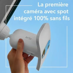 Arlo Caméra De Surveillance-Caméra de vidéosurveillance sans fil Floodlight Pro3 2K blanche