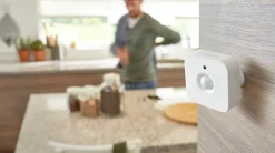 Philips Hue Commande De L'Éclairage-Capteur de mouvement IP42 H. 17,4 x L. 5,5 x l. 7,2 cm blanc