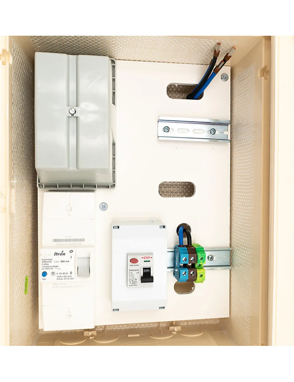 Carré Rouge Coffret Complet 10 Mètres 3/6/9 Kw "aerien" Avec Bornier Ip2x