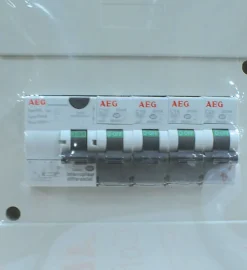 AEG Tableau Électrique Pré-Équipé-Coffret électrique prééquipé 1 rangée 6 modules -