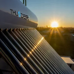 Thunder Collecteur solaire non pressurisé avec réservoir 150L 1 pièce.