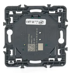 Legrand Interrupteur Encastrable-Commande sans fil Céliane with Netatmo pour éclairage ou prise connectée ou micromodule titane