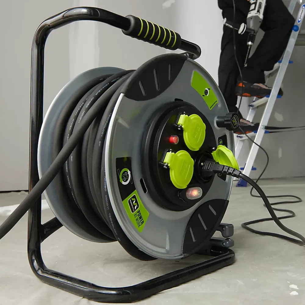 Masterplug Enrouleur de chantier Diall H07RNF 3G1 5mm² 40m