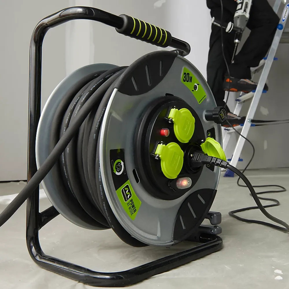 Masterplug Enrouleur de chantier Diall H07RNF 3G2 5mm² 30m