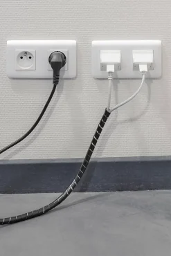 Diall Gaine range-câbles en spirale noir ø 9 à 80 mm x 2,5 m