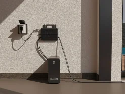 Vente-unique Panneau Solaire Portable-Kit panneau solaire Plug and Play + batterie de stockage - 425 W - LUMINOSER