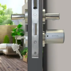 Extel Kit Serrure Connectée Lock + cylindre 30/35 mm + clavier sans fil + 2 badges supplémentaires