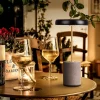 Näve Lampe de table à accu 'SETA' noire hauteur 30 cm en métal et béton, avec LED fixe
