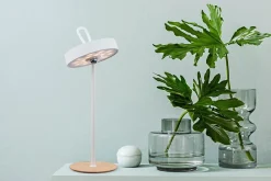 Näve Baladeuse-Lampe de table LED à accu magnétique pour l'extérieur et l'intérieur, en métal et plastique blanc, hauteur 36 cm