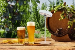 Näve Baladeuse-Lampe de table LED à accu magnétique pour l'extérieur et l'intérieur, en métal et plastique blanc, hauteur 36 cm