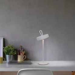 Näve Baladeuse-Lampe de table LED rechargeable magnétique 'ELLA' pour l'extérieur et l'intérieur, en métal et plastique blanc , hauteur 35 cm