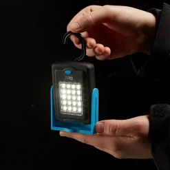 Diall Lampe Torche-Lampe torche LED 2 fonctions 220 lumens bleu