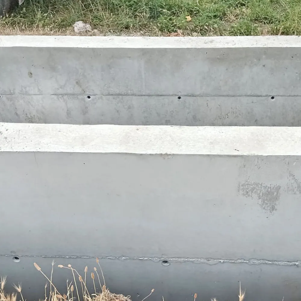 Sopgal Lot 10 Bouchon d'étanchéité hydro-expansible pour tubes muraux. Se dilate avec eau, obturant trous dans murs après le décoffrage