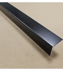 Alucouleur Lot 5 Cornières d'angle RAL 9005 Sat Noir - épaisseur 1mm - Long 150 cm (2 cm x 2 cm )