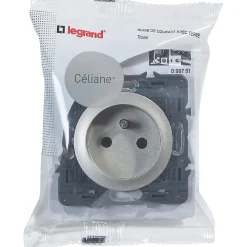 Legrand Mécanisme de prise de courant avec terre Céliane 16A titane