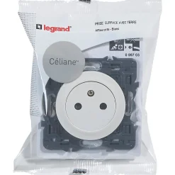 Legrand Mécanisme de prise de courant avec terre affleurante Céliane 16A blanc