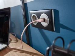 Legrand Mécanisme de prise double chargeur USB Céliane titane