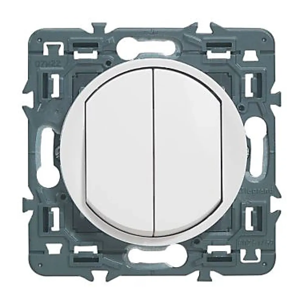 Legrand Interrupteur Encastrable-Mécanisme double poussoir Céliane 6A blanc