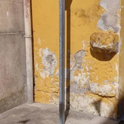 Idroless Etanchéité Du Mur Intérieur-Mortier sec anti-sel (5 kg). Crée une couche isolante sur le mur qui empêche l'apparition de taches de sel causées par l'humidité