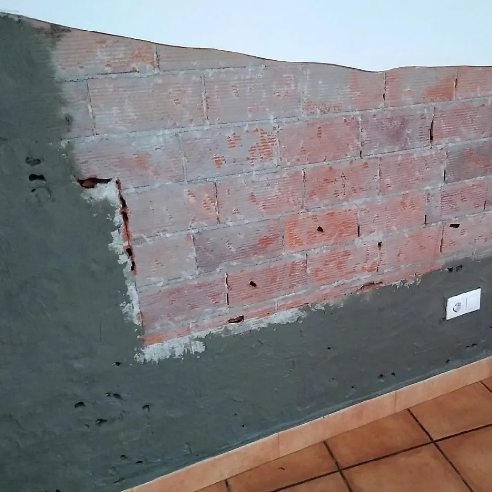 Idroless Etanchéité Du Mur Intérieur-Mortier sec anti-sel (5 kg). Crée une couche isolante sur le mur qui empêche l'apparition de taches de sel causées par l'humidité