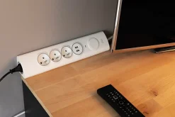 Otio Multiprise-Multiprise d'angle 3 prises + 2 USB à câbler