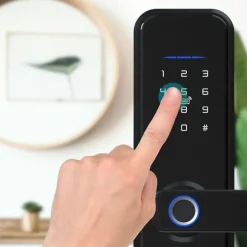 LOCKY Pack serrure connectée -2 biométrique, code, badge et bluetooth + passerelle wifi