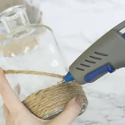Dremel Pistolet À Colle-Pistolet à colle chaude 930 + 18 bâtons