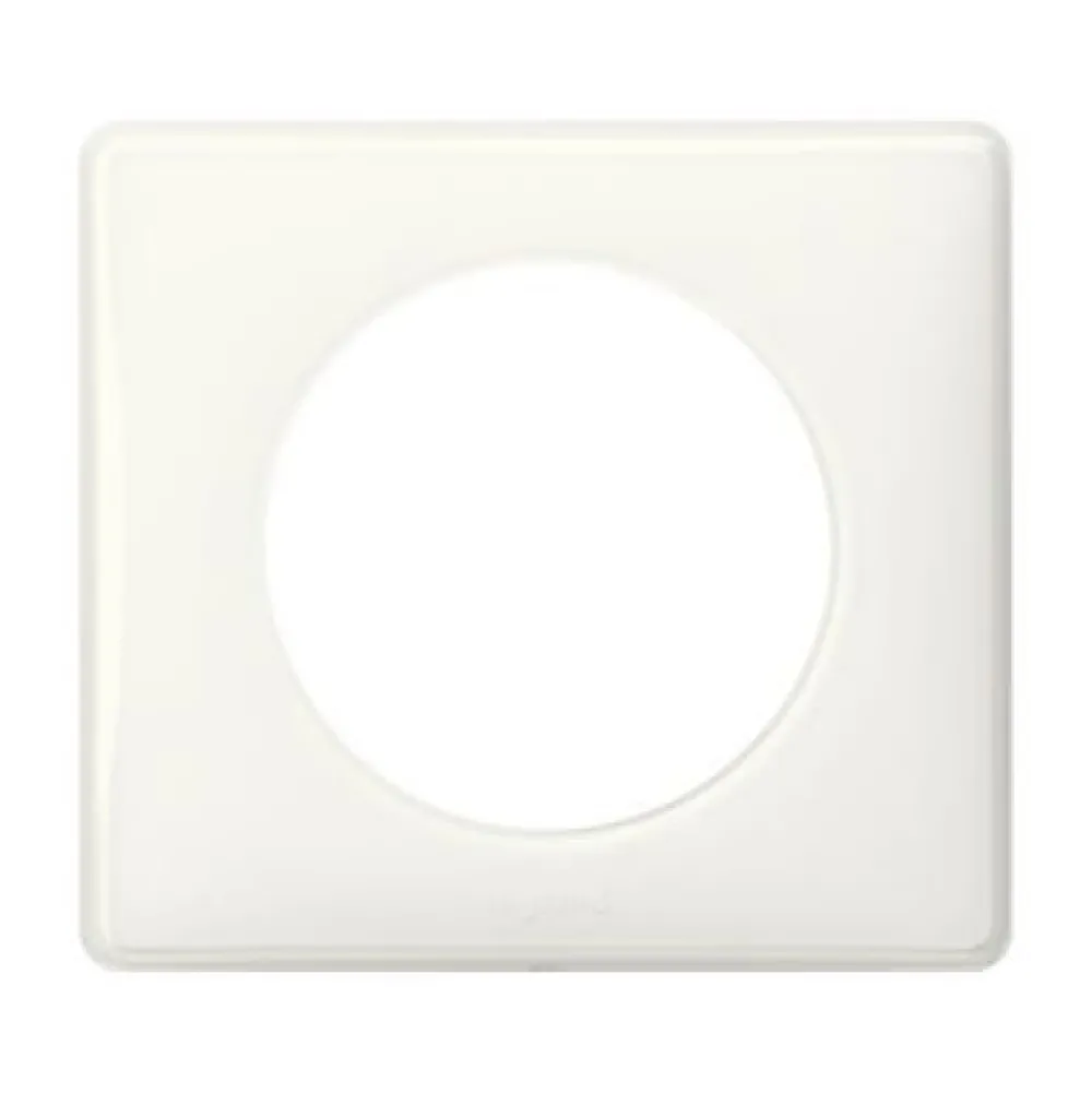 Legrand Plaque de finition 1 poste Céliane 0 988 40 coloris blanc l.90 x P.9 x H.82 mm