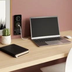 Jacobsen Prise avec terre Espen noir à composer + 1xUSB-A + 1xUSB-C