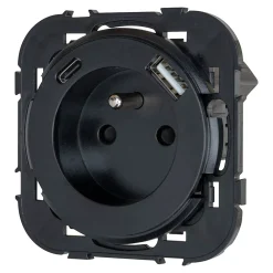 Jacobsen Prise avec terre Espen noir à composer + 1xUSB-A + 1xUSB-C