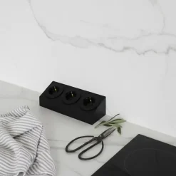 Cuisissimo Prise Encastrable-Prise cuisine BARRY - Bloc 3 prises Soft Touch noir