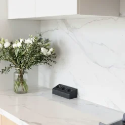 Cuisissimo Prise Encastrable-Prise cuisine BARRY - Bloc 3 prises Soft Touch noir