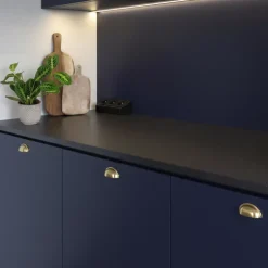 Cuisissimo Prise Encastrable-Prise cuisine BARRY - Bloc 3 prises Soft Touch noir