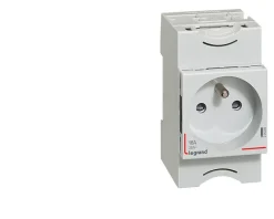 Legrand Prise de courant modulaire 2P+T 16A
