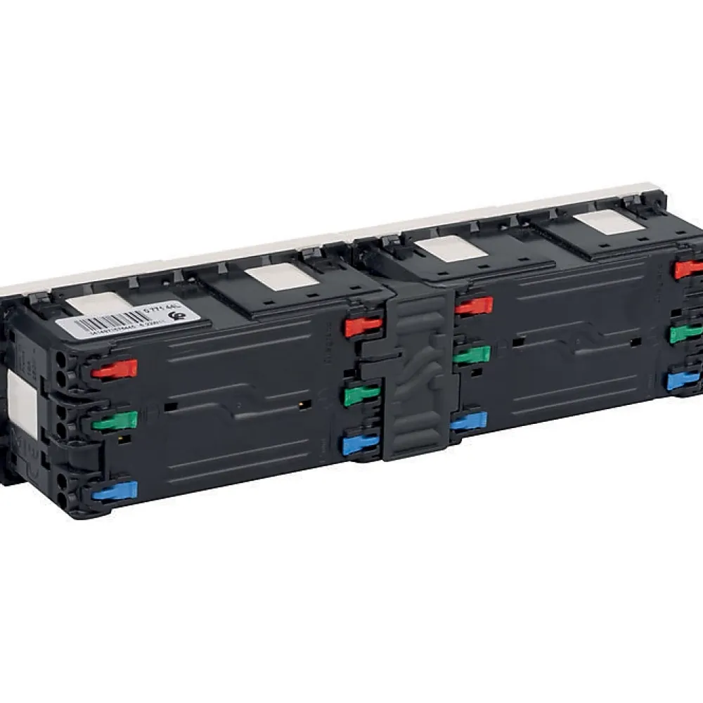 Legrand Prise Encastrable-Prise de courant 4 X 2P+T surface Mosaic Link - 8 modules - 4 postes - Blanc