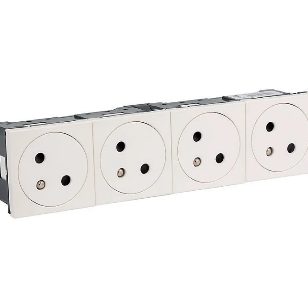 Legrand Prise Encastrable-Prise de courant 4 X 2P+T surface Mosaic Link - 8 modules - 4 postes - Blanc