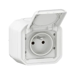 Legrand Prise Étanche-Prise 2 pôles+terre Plexo blanc