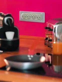 Legrand Prise Encastrable-4 prises pré-câblées Céliane aluminium