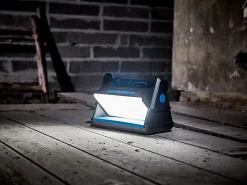 Erbauer Projecteur Et Lampe De Chantier-Projecteur de chantier sur batterie 3000 lumens