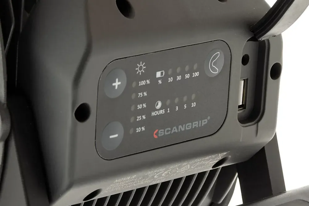 SCANGRIP Projecteur NOVA R rechargeable ultra compact - jusqu'à 2000 lumens - technologie LED COB. 20H d'autonomie - Certifié IP67