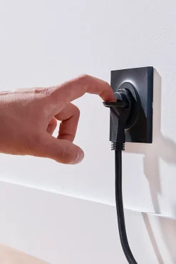 Diall Rallonge intérieur H03VVH2-F 2 x 0.75mm² 3m prise noir