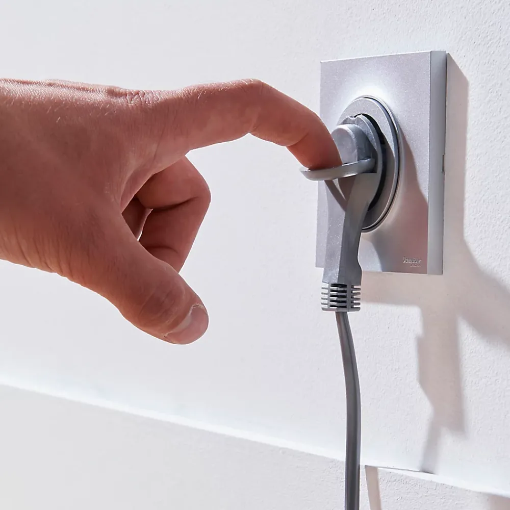 Diall Rallonge Électrique-Rallonge intérieur H03VVH2-F 2 x 0.75mm² 3m prise métal