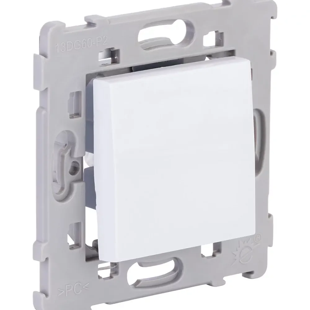 Zenitech Boite D'Encastrement-Triple prise Schuko + plaque Kalya blanc