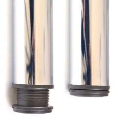 Nesu 4 un. Pied de table rond en acier, diamètre 60 mm, hauteur 710 mm, chromé avec régulateur de niveau