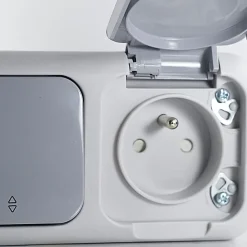 Viko By Panasonic Interrupteur Étanche-Va et vient + Prise 2P+T étanche IP54- - Gris - NF