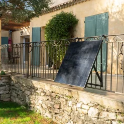 Xanlite Panneau Solaire Plug And Play-- Panneau solaire Kit Starter 150W, IP67, Onduleur WIFI, Câble 3m - ENKSTARTER150W